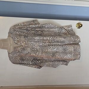 Chico's Animal Print Tie-front Flutter sleeve top NWT Size L/12 (Chico's 2)